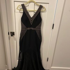 XSCAPE size 6 formal dress